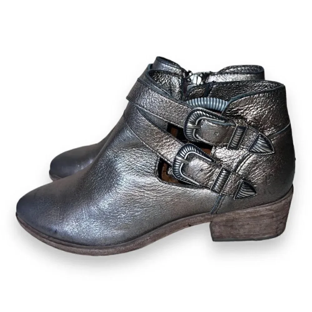 FRYE Ray Western Shootie Ankle‎ Boots Golden Silver Leather Women's 6M